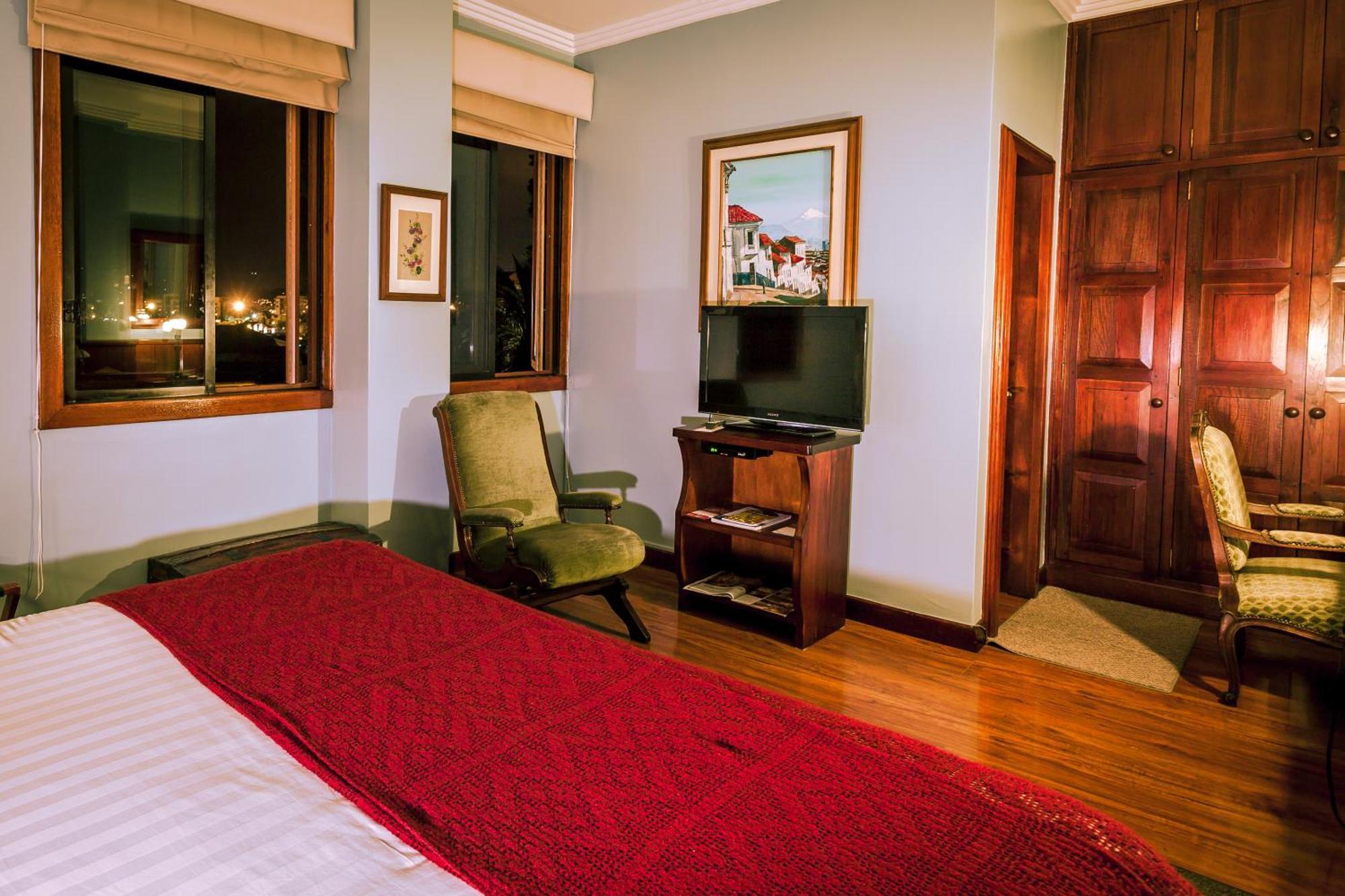 Hotel Victoria Cuenca Exterior photo